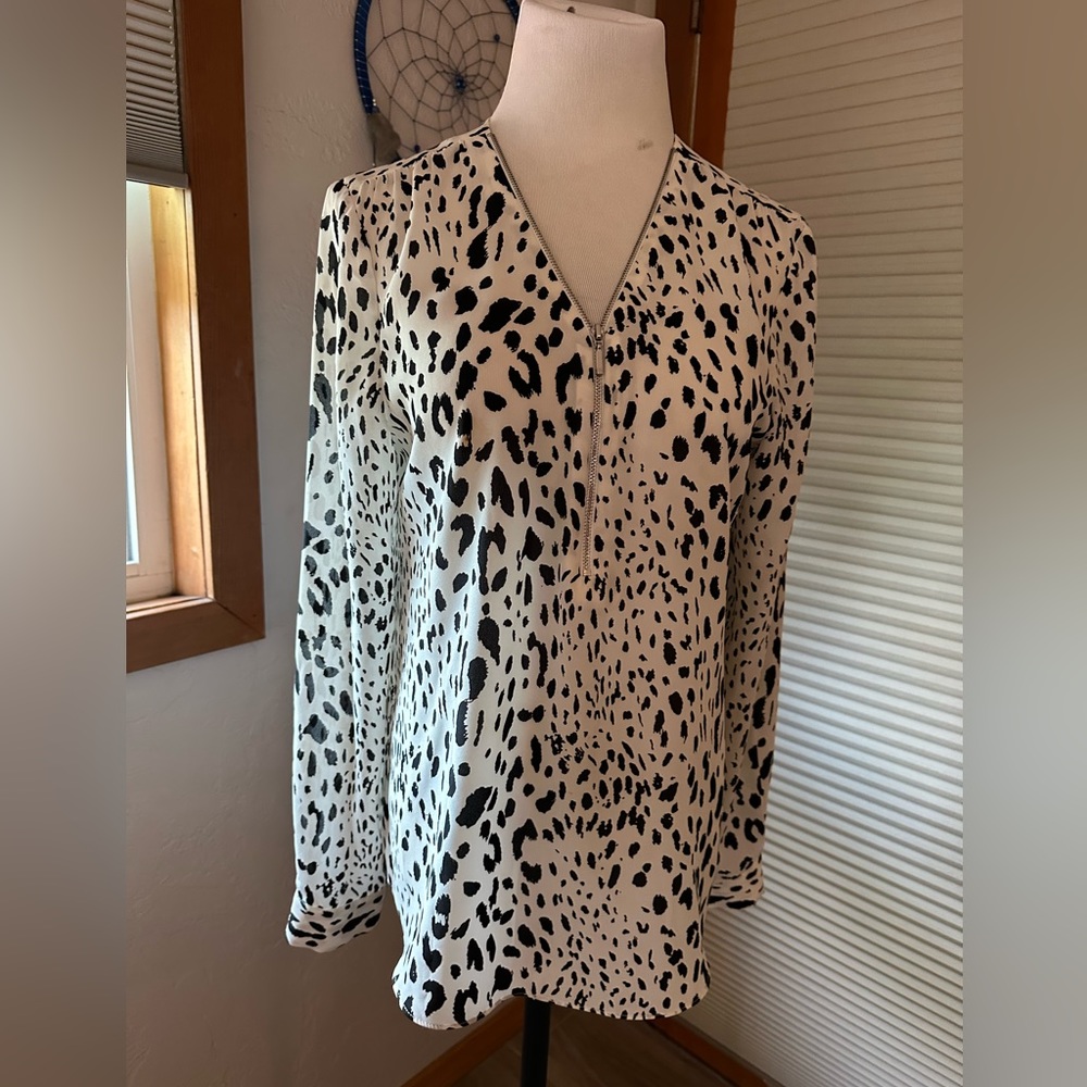 INC Front Zipper Animal Print, long sleeve beautiful condition, like new-Size 8.